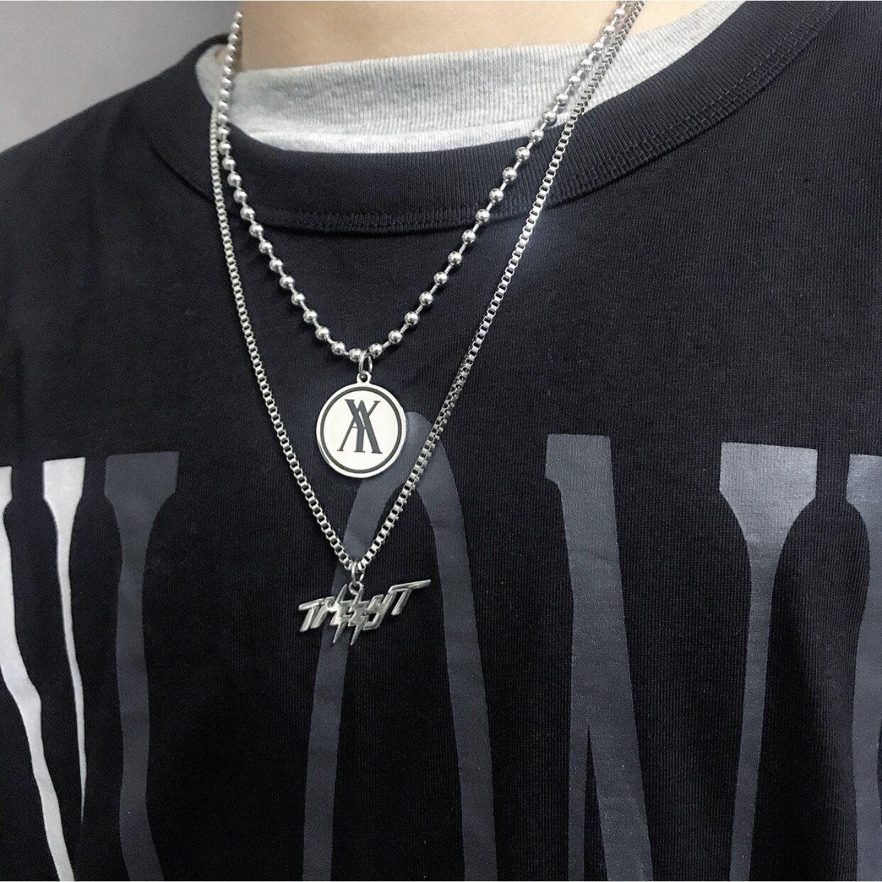 Original in simple cold wind TT lightning letter necklace male tide female hip hop personalized street couple accessories