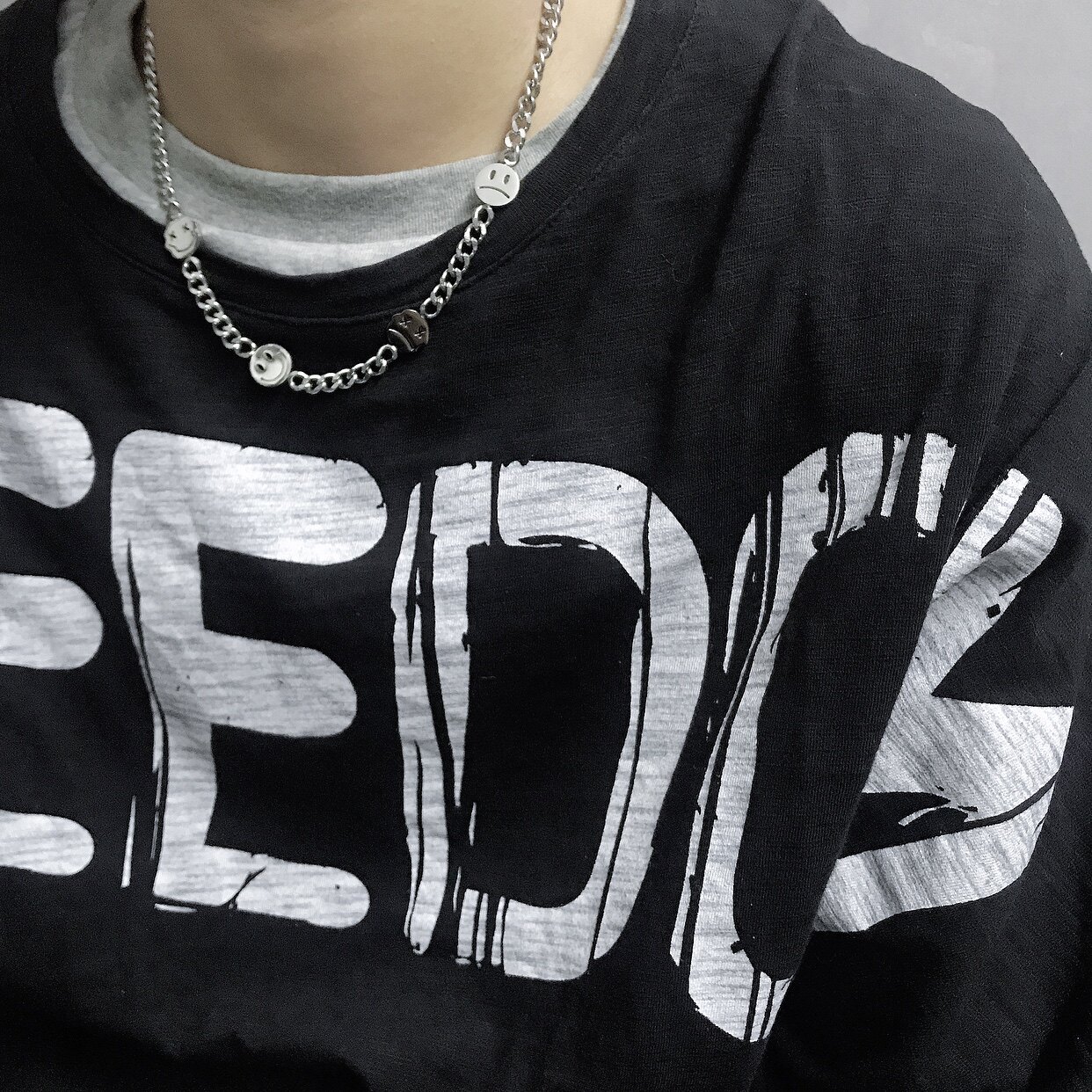 ins Guochao Original Cebu Four smiley faces necklace Chaumen lovers men and women Hip Hop Titanium Steel Individuality Fashion Accessories-Taobao