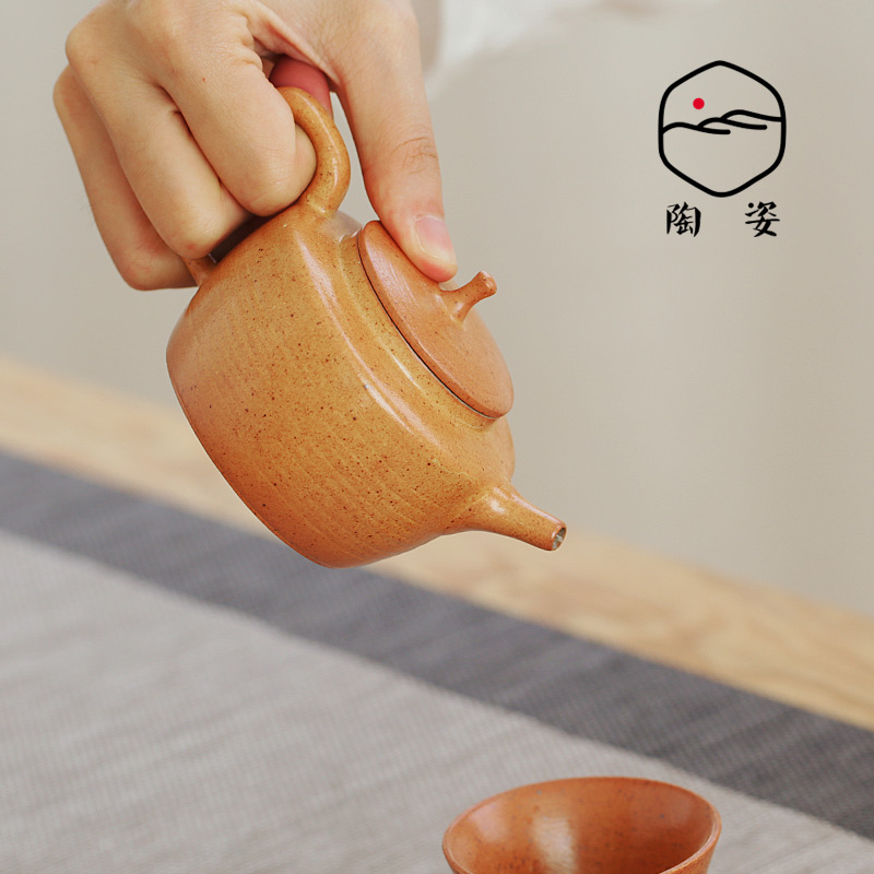 Ceramic coarse pottery teapot zen tea single pot hand zhu clay teapot kung fu tea set Ceramic filtration pot