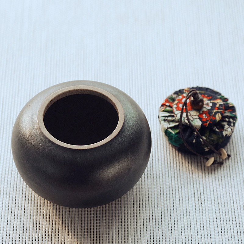 TaoZi caddy fixings small ceramic seal tank mini tea pot portable travel box of pu 'er tea tea storage warehouse