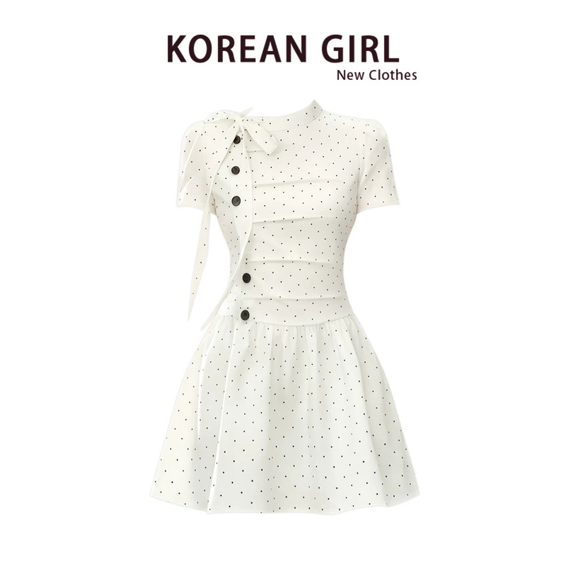 Korean-Style Girly White Polka Dot Dress with Lace-Up Design, Summer Pleated Design, Waist-Cinching, Slimming A-Line Short Dress Korean-Style Girly White Polka Dot Dress with Lace-Up Design, Summer Pleated Design, Waist-Cinching, Slimming A-Line Short Dress