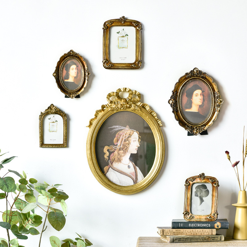 Nordic Retro Photo Frame, Imitation Wood Carved Oval European-Style Home Decor, Vintage Classical French-Style Display Stand Photo Wall