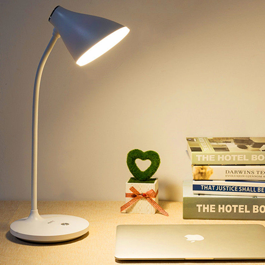 LED strobe-free dimmable rechargeable plug-in dual-use eye protection desk Student dormitory reading Children's learning table lamp