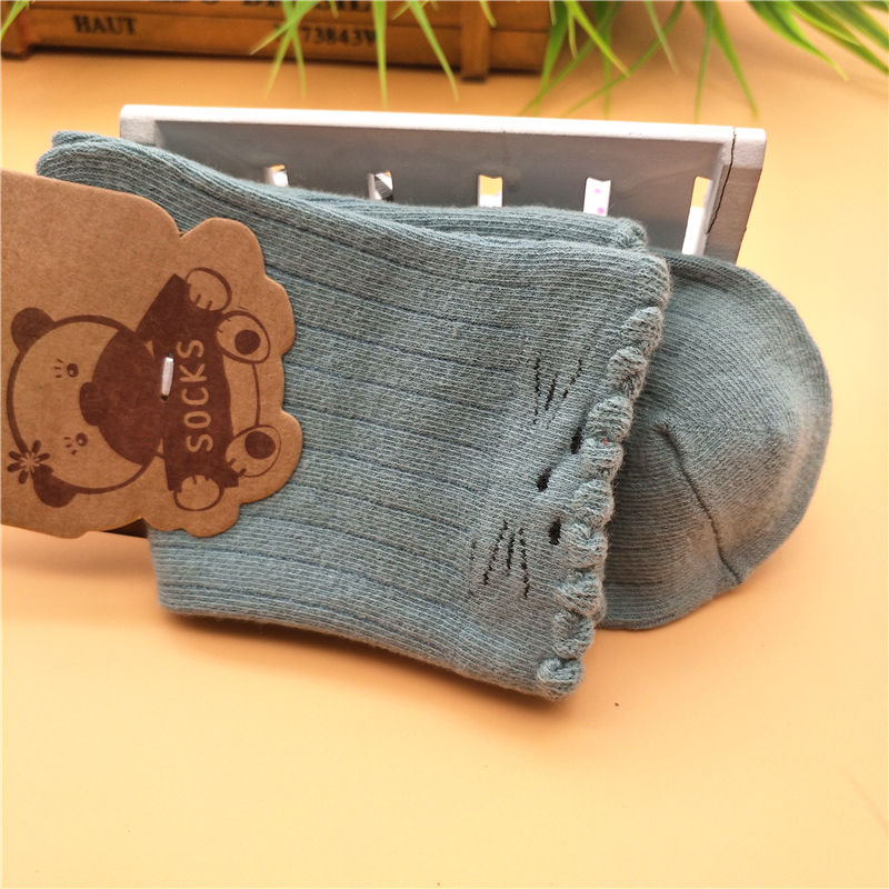 Ủng cotton vớ trẻ em bán buôn cotton kháng khuẩn 1-12 tuổi tất trẻ em 10 đôi vớ 1-2 nhân dân tệ vớ đẹp cho bé sơ sinh
