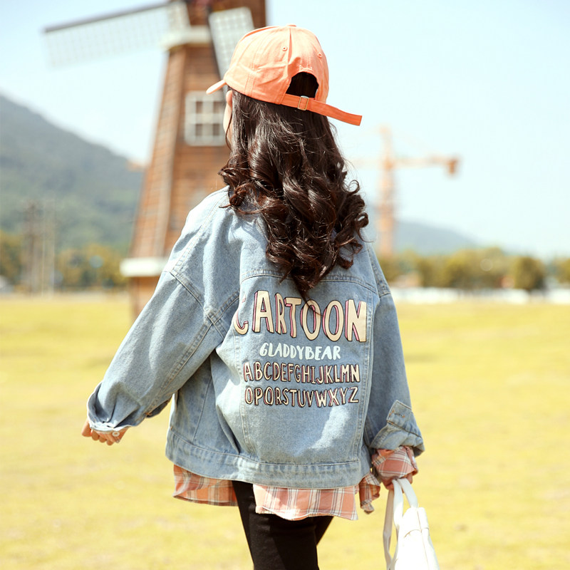Girls' denim jacket spring and autumn 2022 new children's Korean version of the fashionable Western style girls middle-aged children's spring tops
