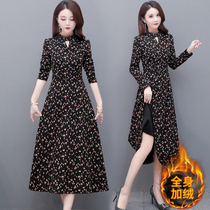 The temperament is accompanied by a coat of flowers and thickened dress The new 2022 autumn winter dress is equipped with a long bottom skirt
