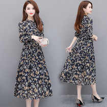 Spring and autumn temperament long sleeve chiffon dress female 2021 new autumn waist slim mother knee flower skirt