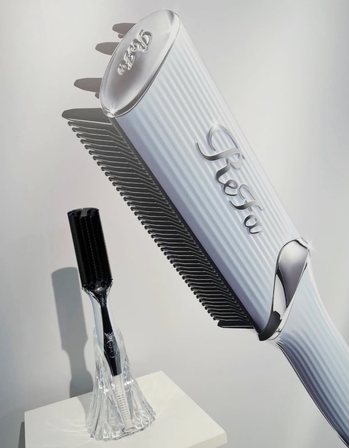 值下-Refa set全新未使用〜 日本代购refa 直发梳造型梳refa straight blow iron评价- 淘宝网