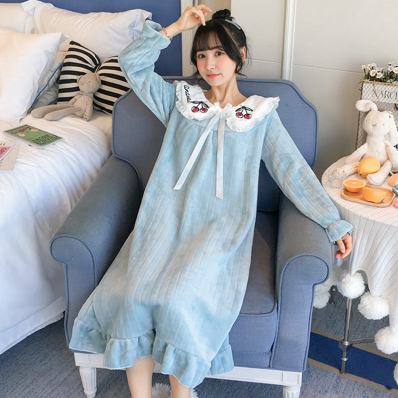 Nightdress women winter flannel padded pajamas women autumn and winter coral velvet home clothing long version Korean ins princess style