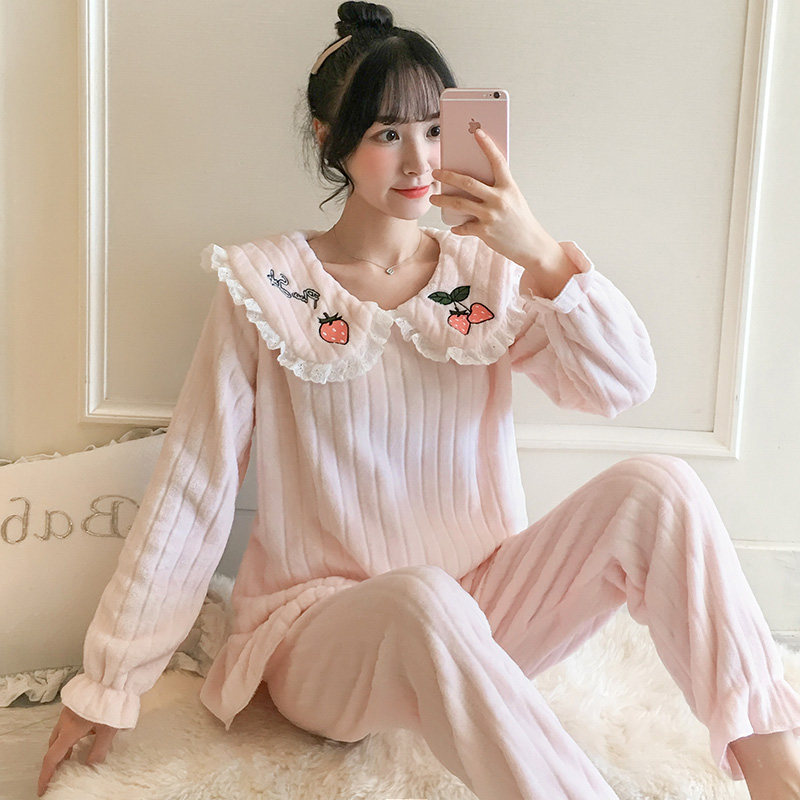 Pajamas women's autumn and winter thickened coral velvet Korean version of fresh students princess style home clothes flannel fever clothing pants