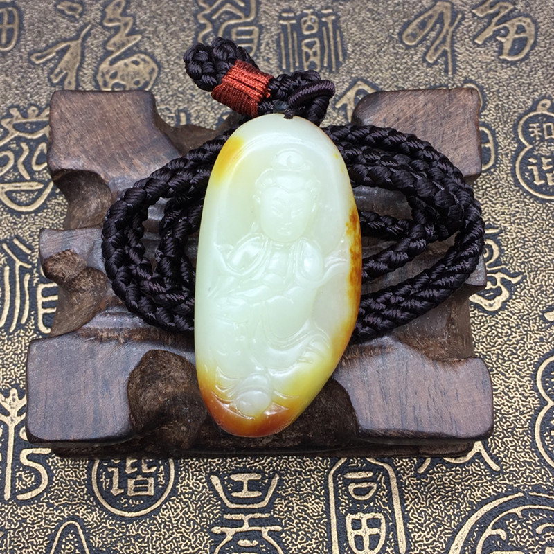 Xinjiang and Tian Yuseed Men's Guanyin pendant natural and Tian Yubai jade seed stock raw stone pendant Guanyin man