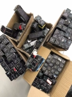 Разбитая упаковочная коробка до различной степени