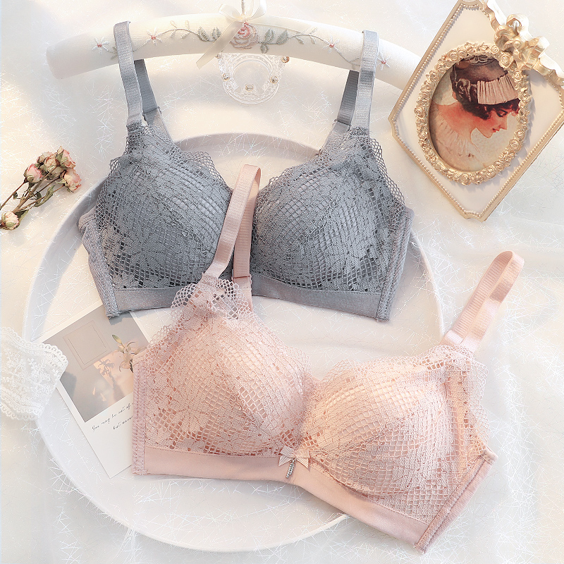 Underwear female small breasts flat breasts special display large gathering of no steel ring to collect auxiliary milk to adjust type thickened bra hood Summer