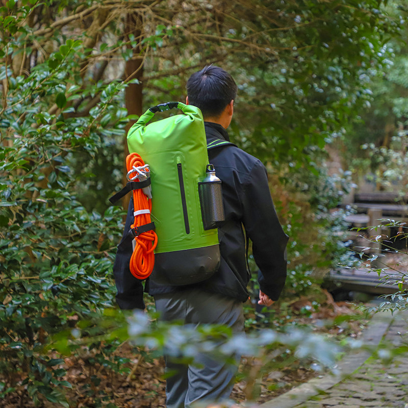 35L Outdoor Waterproof Package with shoulders drifting beach traceability Tourism bag for men and women mountaineering rescue equipment