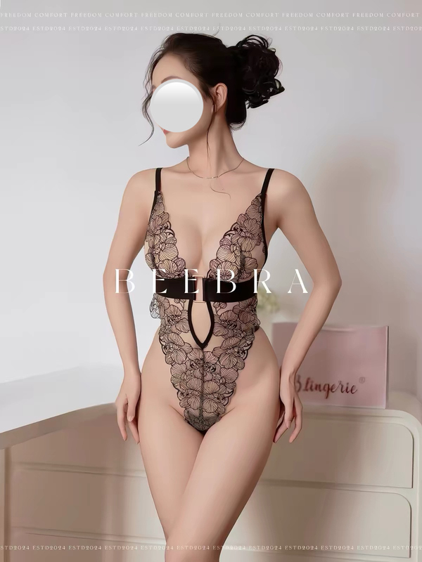 European and American Style Sexy Deep V-Neck Hollow-Out Embroidered Bodysuit with a High-End Feel, See-Through Backless Date Outfit, Lingerie Set