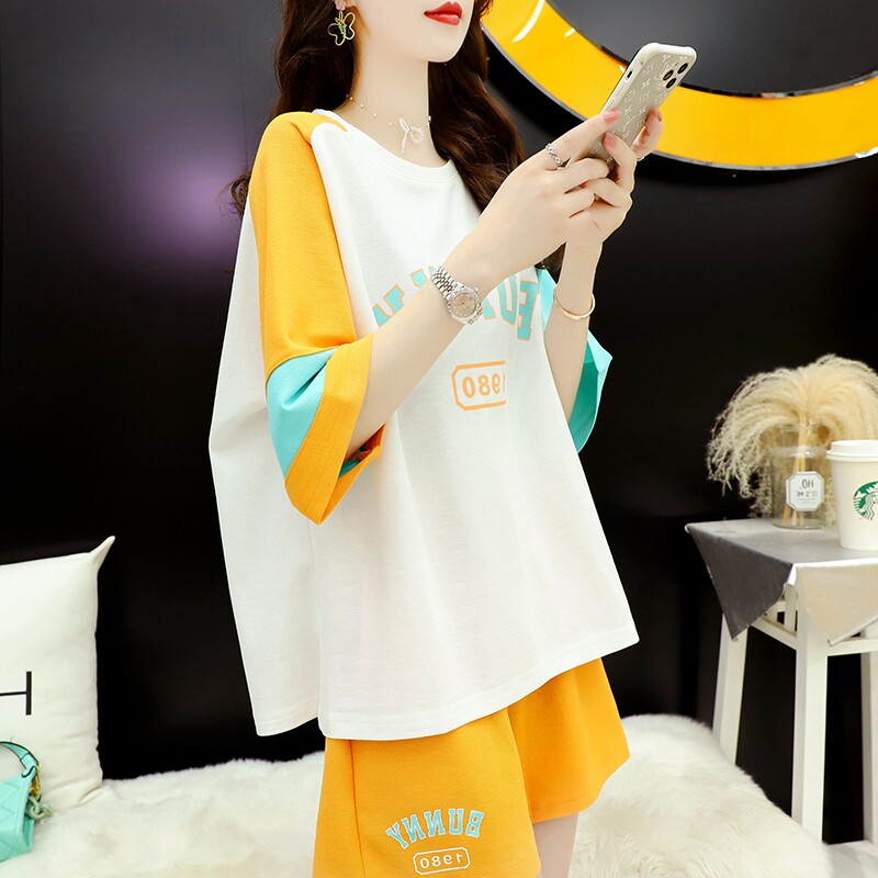 T-shirt shorts two-piece women's 2022 summer loose, salty and sweet half-sleeved sports and leisure fashion suit career