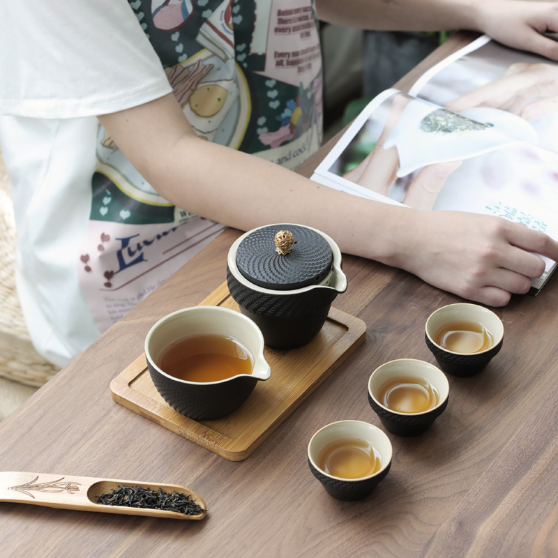 To crack a pot of travel three cups of tea set suit small sets of portable bag type ceramic teapot set LOGO with kung fu