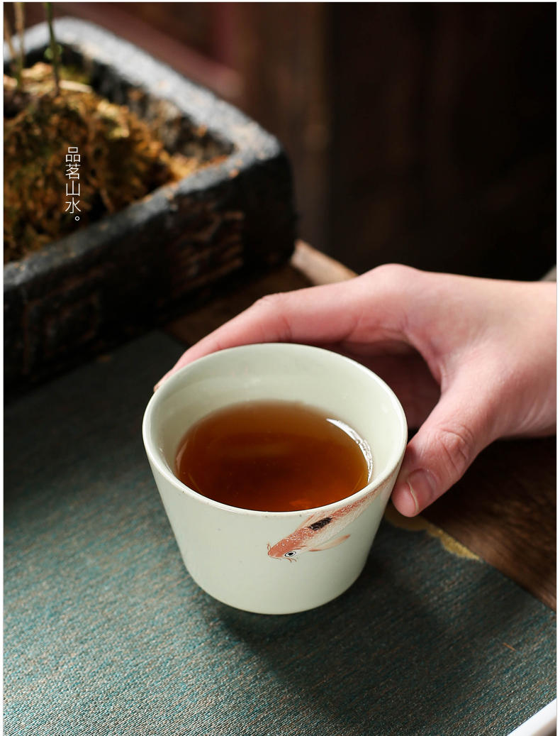 Poly real (sheng creative tea seasons up ceramic cups, kung fu noggin masters cup hand - made fish box every year