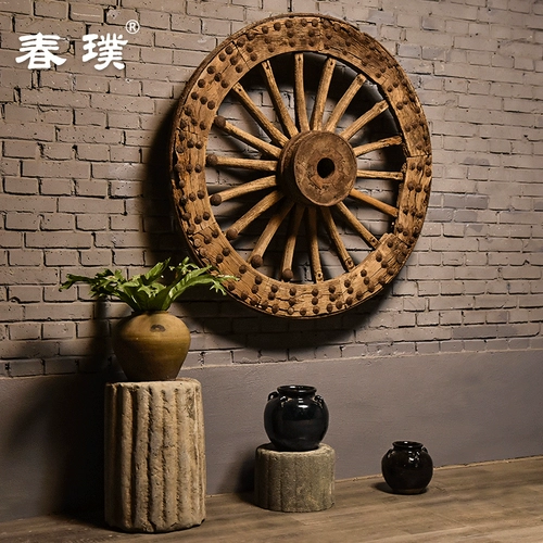 Старые колеса старая машина