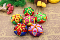 Embroidery needle bag Needle insert handmade diy cross stitch tool hand-embroidered fingernail sleeve thimble cap