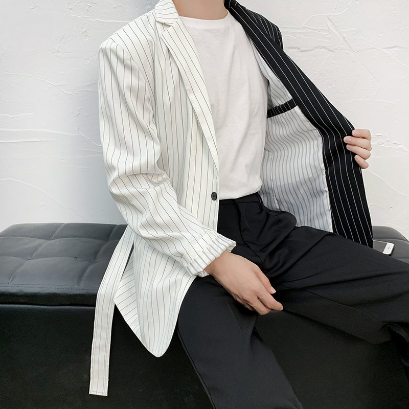 Spring and autumn new black and white stitching casual suit men's fashion stylist belt design sense suit jacket ins handsome