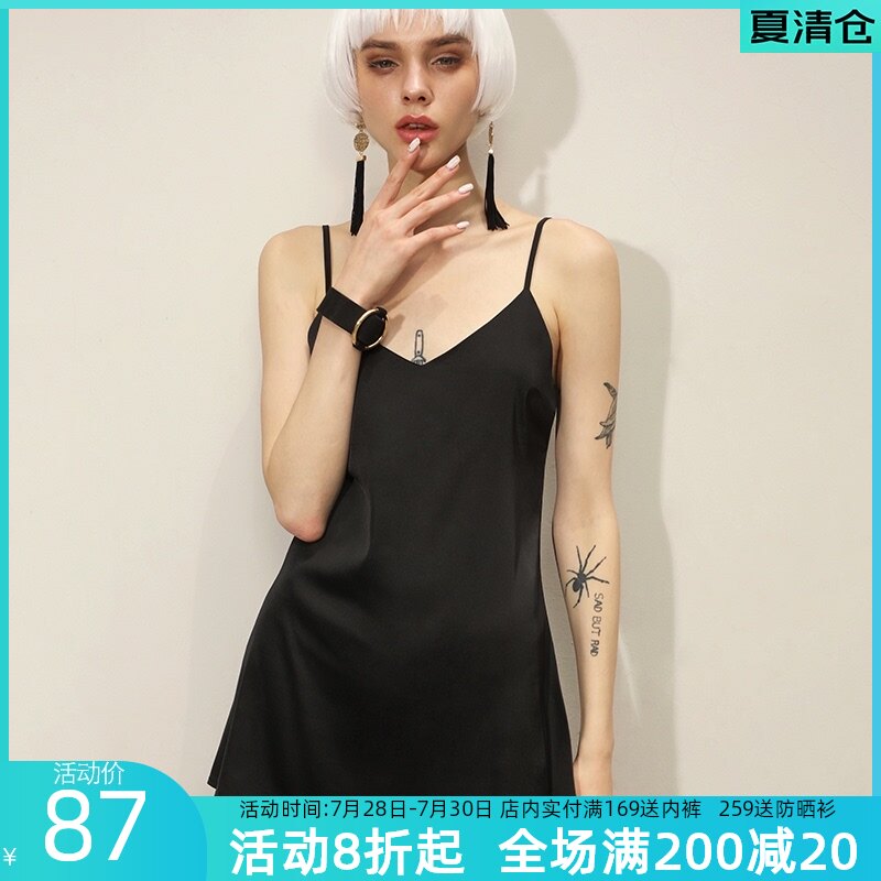 Night dress women's spring and summer thin ice silk sling night dress 2021 new net red explosion sling sexy pajamas female black