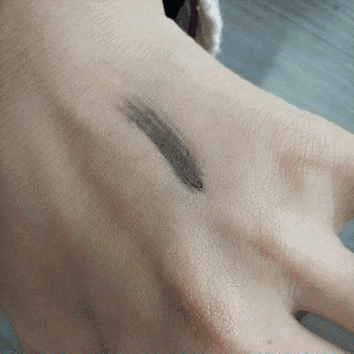 Phong cách Innisfree Hyatt pencil Bút chì lông mày phẳng tự động kép Với cọ Bảy màu tùy chọn Hàn Quốc - Bút chì lông mày / Bột / Stick the face shop chì kẻ mày