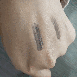 Phong cách Innisfree Hyatt pencil Bút chì lông mày phẳng tự động kép Với cọ Bảy màu tùy chọn Hàn Quốc - Bút chì lông mày / Bột / Stick the face shop chì kẻ mày