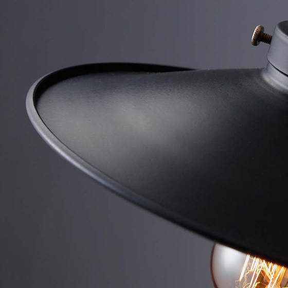 Loft Nordic Minimalist Pendant Light Industrial Style Country Warehouse Vintage Creative Bar Restaurant Single-Head Little Black Dress Pendant Light