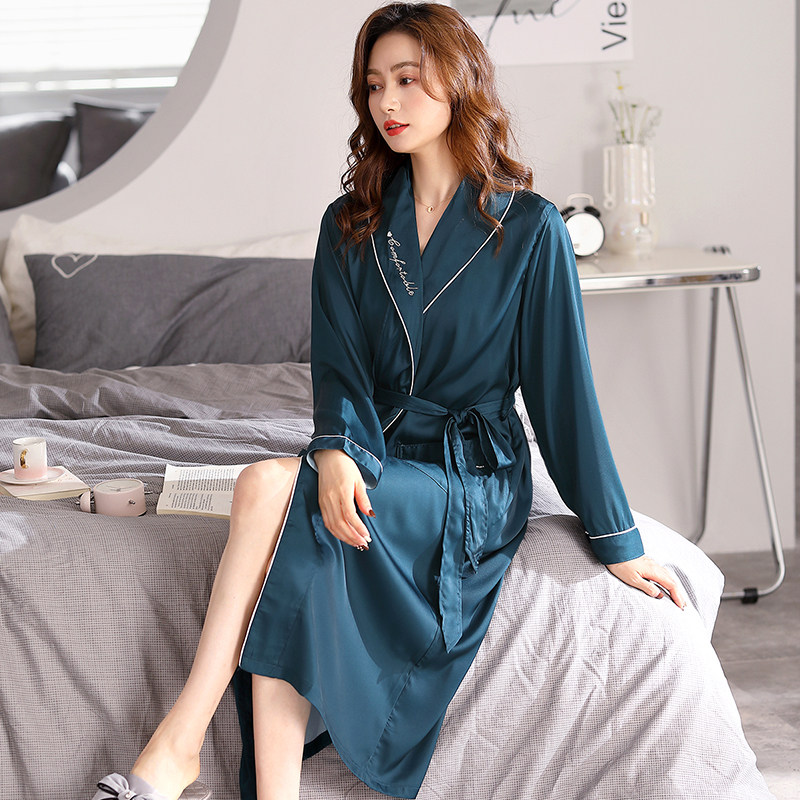 Sleeping Robe Women's Spring Autumn Season Ice Silk Sleepwear Senior Sensation Emulation Silk Summer Thin sexy morning gown 2022 New