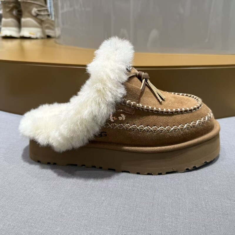 26-Year-Old Authentic Ugg Women's Alpine Titzkut Slippers, Suede Leather Toe-Cap Women's Slippers 1158260