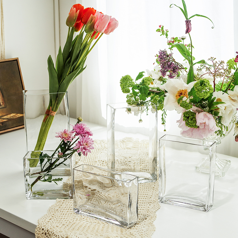 Handmade Modern Minimalist Rectangular Glass Vase Hydroponic Flower Arrangement Flat Cylinder Home Dining Table Floral Decoration Handmade Modern Minimalist Rectangular Glass Vase Hydroponic Flower Arrangement Flat Cylinder Home Dining Table Floral Decoration