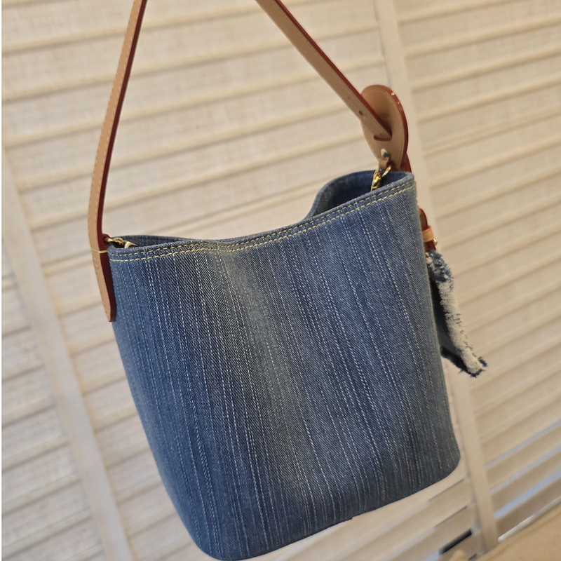 Gold Medal Seller Classic Denim Bb Small Bucket Bag Handbag Shoulder Crossbody 2026 New Model Bai Gu Jing