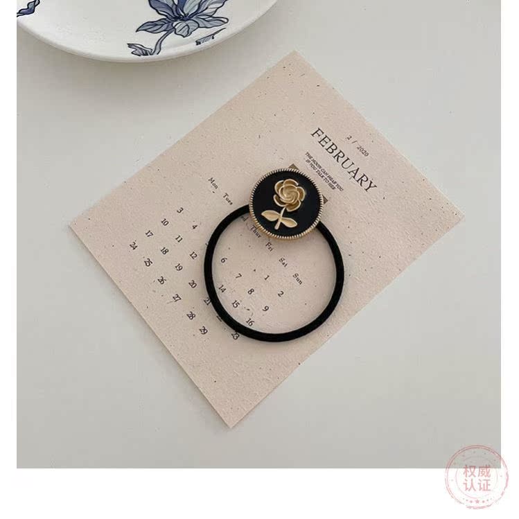 French vintage rose hair circle in small fragrance metal hair ring with horse tail band hair circle Korean accessories
