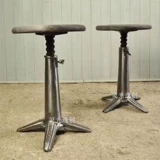 Среднеквальный Wuone Lingyi Создайте бар и стул промышленного ветрового кресла деревянное избавление в кафе кафе