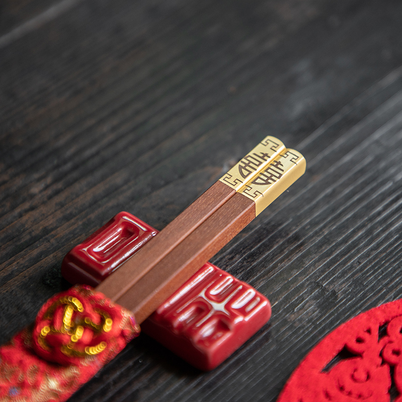 Wedding Mahogany Chopsticks Double Happiness Ceramic Chopstick Holder Chinese Style Home Healthy Solid Wood Tableware Wedding Supplies Daquan