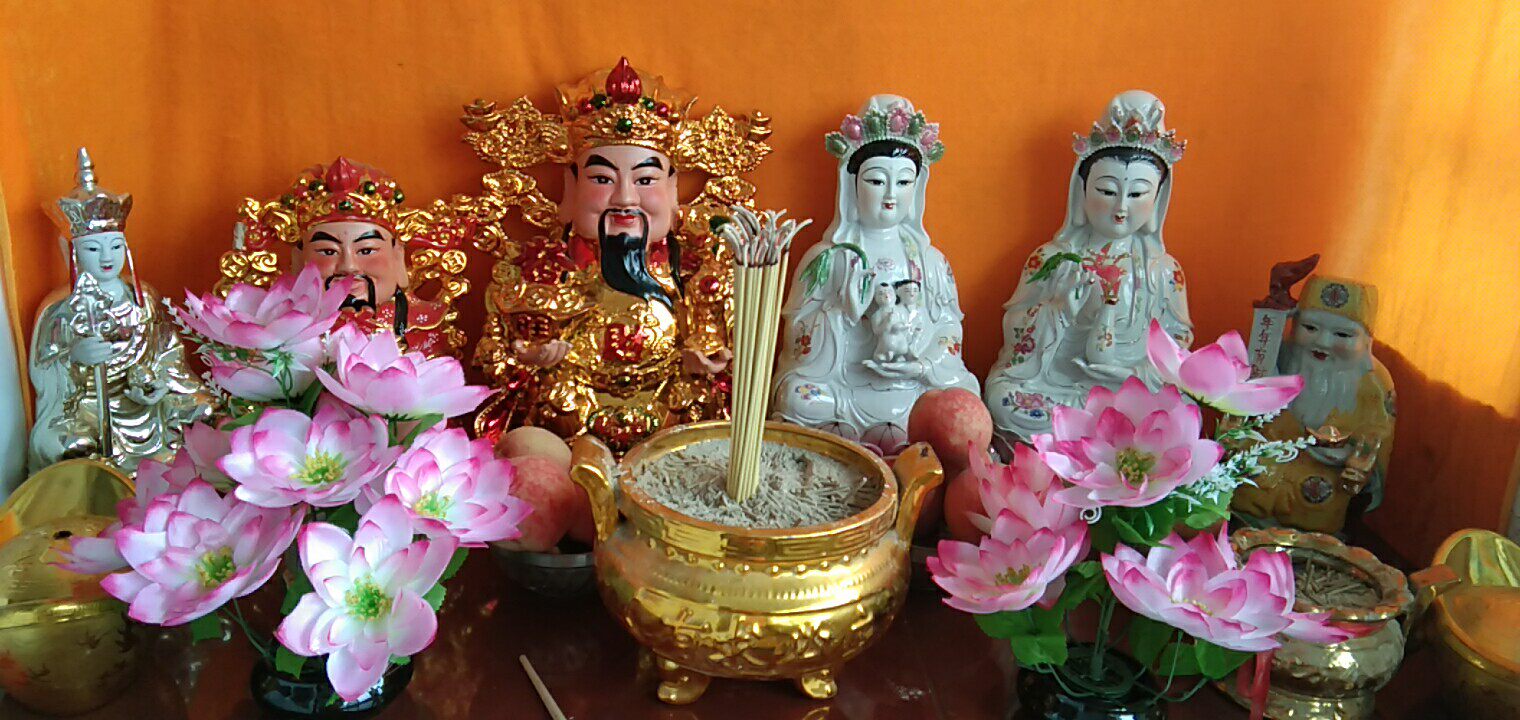 Marriage, fortune, career, study, past and present life, offering lamps, praying for shelter