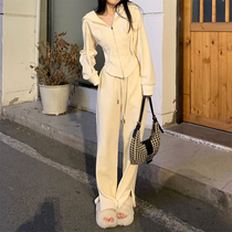 toyoung age-reducing weapon milk is soft waxy and thin pinch waist sports suit womens hooded casual two-piece set autumn and winter 2