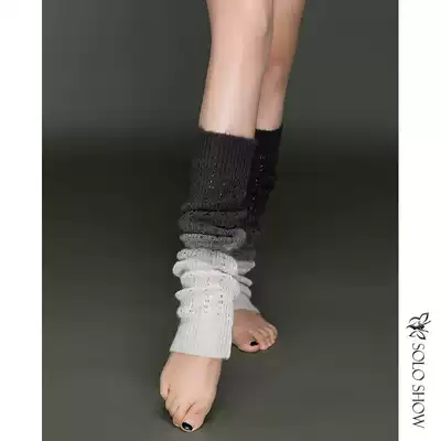 Gorgeous solo show 2021 Spring and Autumn new belly dance socks knitted gradual color dance socks wool foot cover