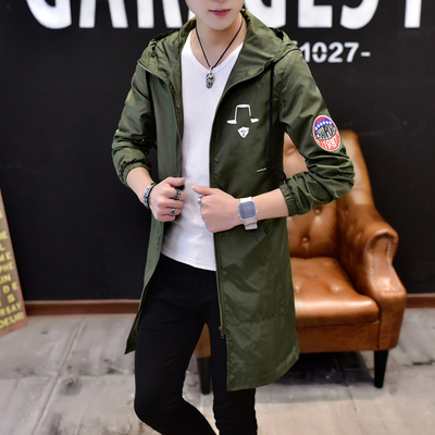 2018 mùa xuân và mùa hè người đàn ông mới của áo gió xu hướng trong phần dài của kem chống nắng Hàn Quốc phiên bản của chiếc áo khoác mỏng mỏng áo khoác sinh viên Áo gió