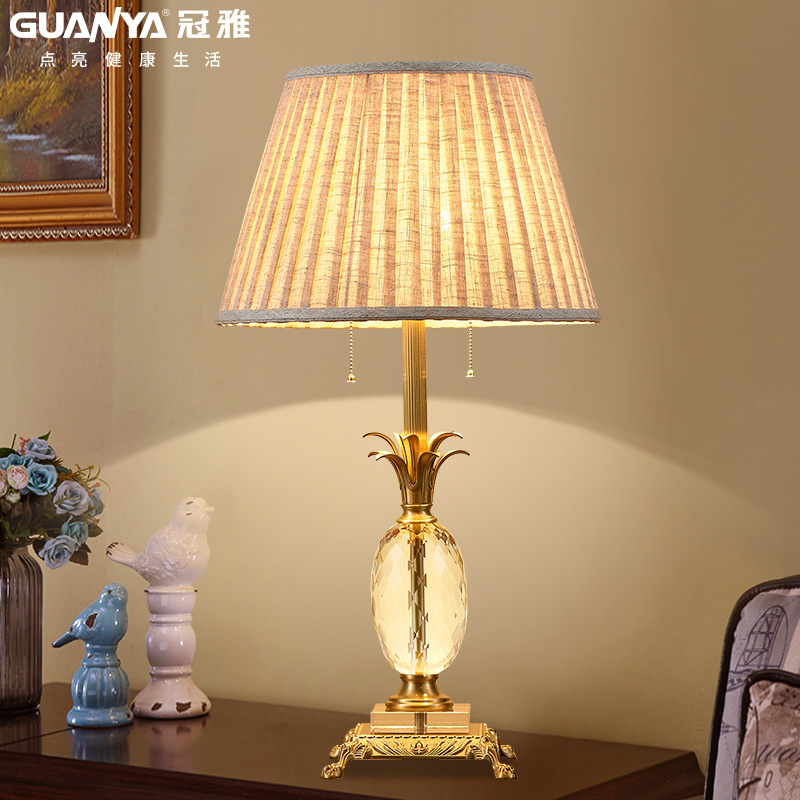 High-end atmospheric crystal pineapple full copper table lamp living room American retro study bedroom bedside pull wire decorative table lamp