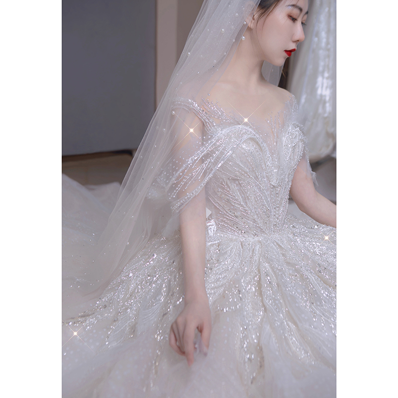 French main wedding dress 2022 new summer one -shoulder bride, small high -end luxury heavy work princess wind dragging tail French main wedding dress 2022 new summer one -shoulder bride, small high -end luxury heavy work princess wind dragging tail