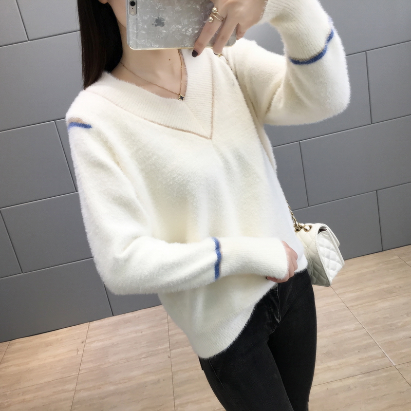 Áo giả nhung nước đáy quần nữ dày áo len lưới màu đỏ 2019 thu đông mới Áo len cổ lọ nữ dài tay - Áo len cổ chữ V áo len nữ form rộng