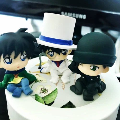 Kudo Shinichi Grayhara Помимо Конана, окружающего Кудо, детская коробка яиц, яйца качели