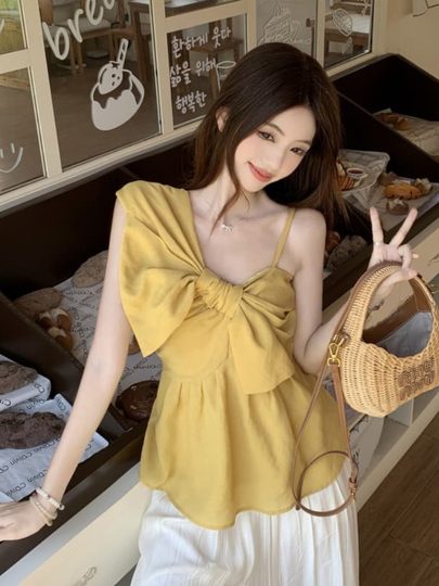 French-Style High-End Bowknot Off-Shoulder Shirt for Women, Summer Design, Stylish Sleeveless Babydoll Top