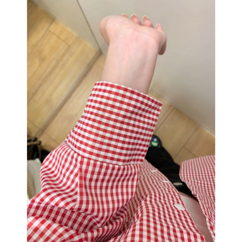 2025 New Spring and Summer American Retro Red Plaid Long-Sleeved Shirt for Women, Layered, Loose, Sweet and Cool 2025 New Spring and Summer American Retro Red Plaid Long-Sleeved Shirt for Women, Layered, Loose, Sweet and Cool