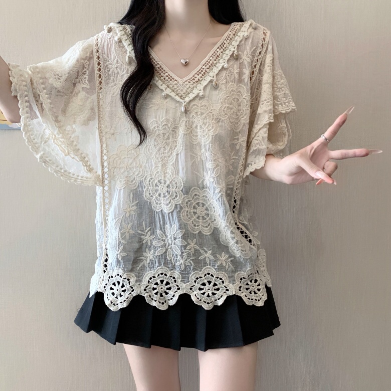 Plus-Size Bohemian Tassel Lace Blouse for Women, Summer Style, Slimming Effect, High-End Feel, Stunning Hollow-Out V-Neck Top