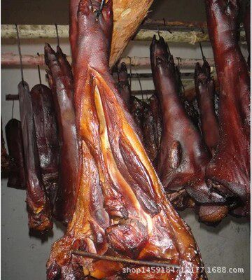 Pork-footed pork-footed pork meat pickled pork-in-the-pork meat pickled pork hogs hogs hogs and pork chats.