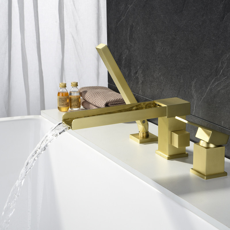 Nordic All Copper Falls Brass Gold Cold and Hot Bath Tap-style Bathroom Tap Shower and Shower