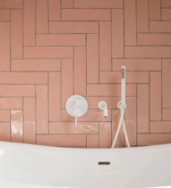 Bubble bathroom white bathtub faucet concealed wall-mounted cold and hot water buried wall floor-standing bathtub independent shower